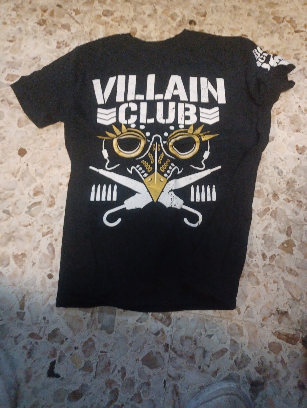The Villian Men's Short Sleeve Wrestling Tee NWOT M Black White Gold